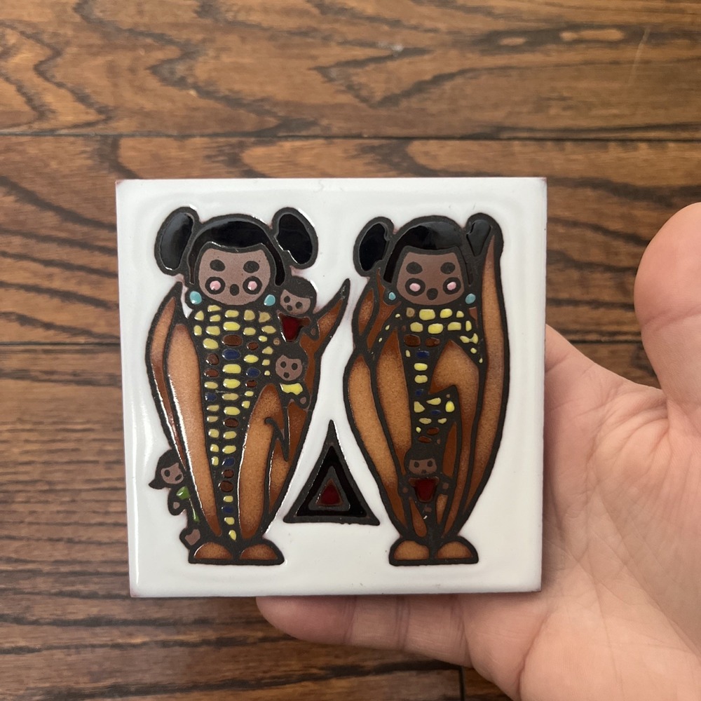 Teissedre Designs SW Native American Mother & Children Storyteller 4x4 Tile USA